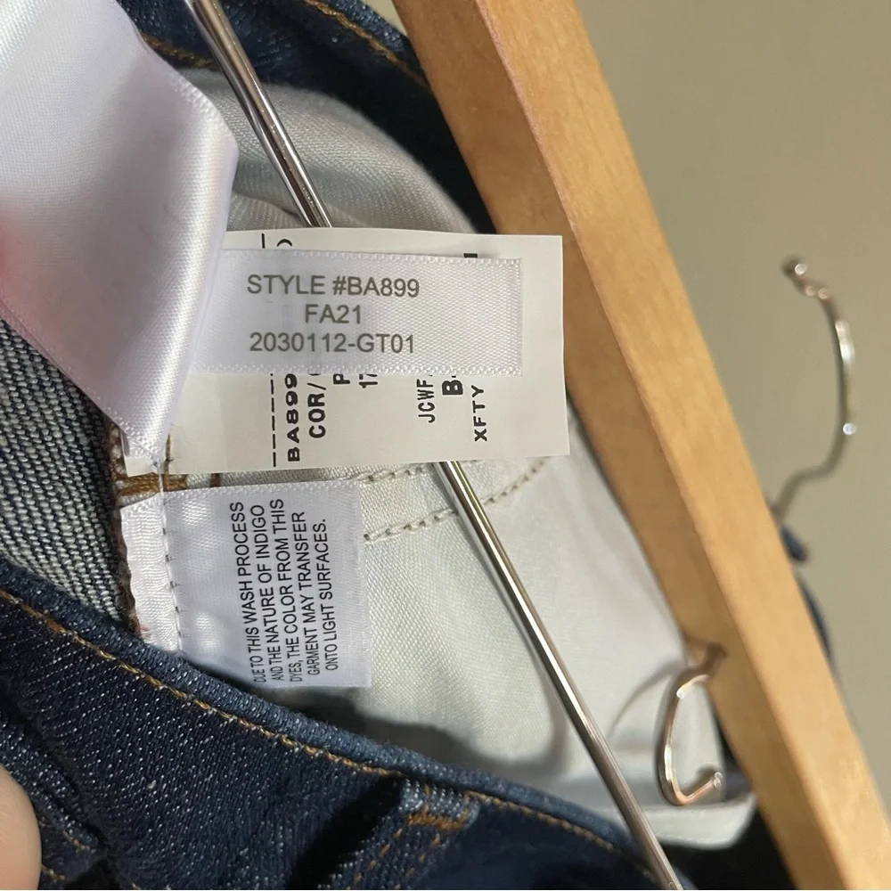 J. Crew Denim Mini Skirt in Indigo Rinse‎ Size 32